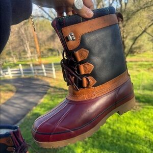 Eddie Bauer snow boots